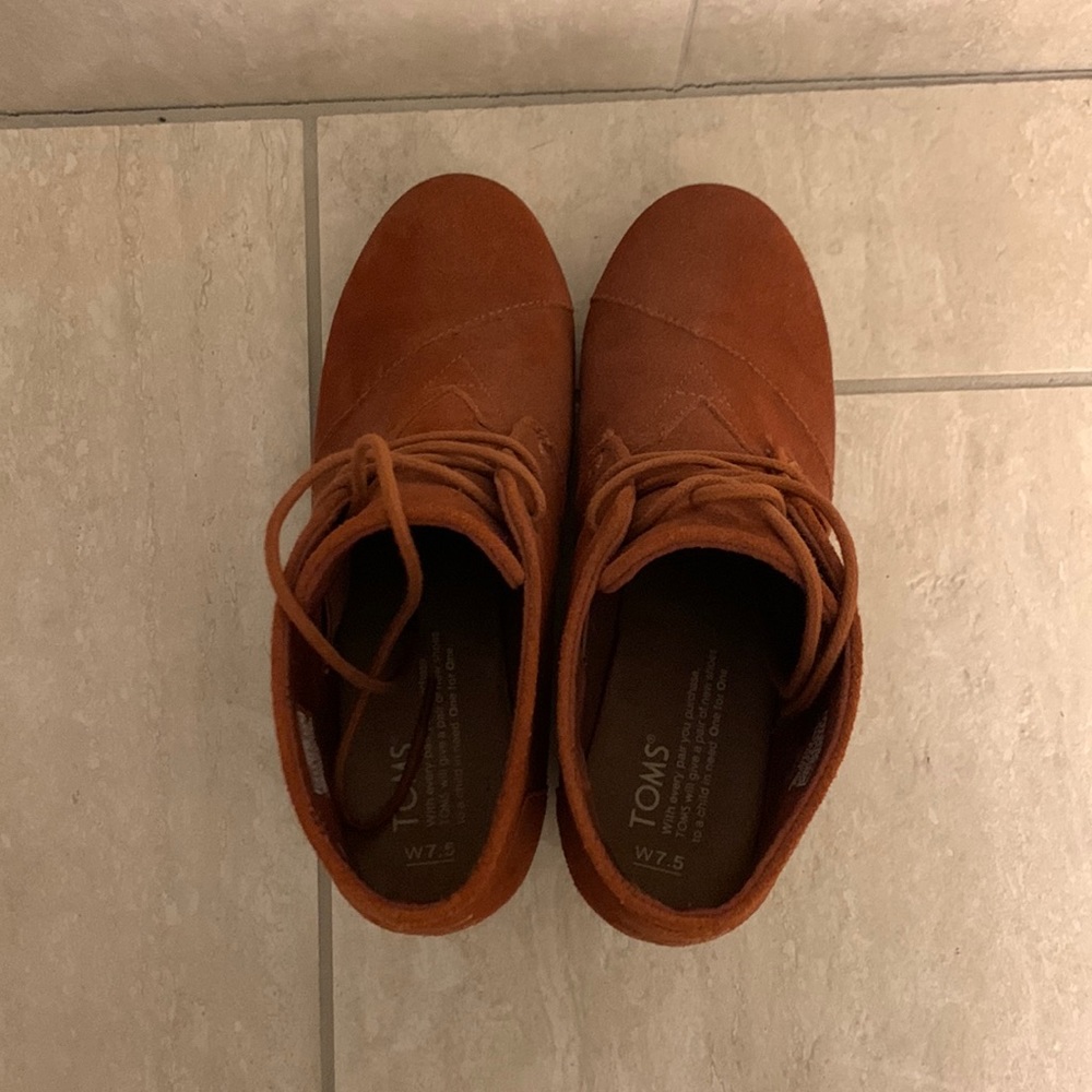 Brownish toms wedge booties